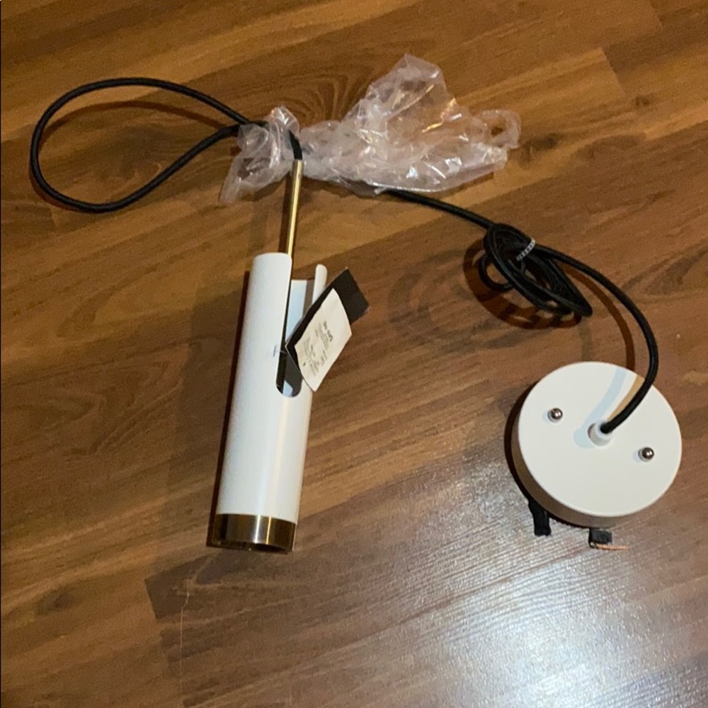 (2 for 50$) Ceiling light fixture